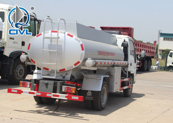 Νέο υψηλής επίδοσης φορτηγό βυτιοφόρων πετρελαίου υγρό 5,65 κυβικοί μετρητές/φορτηγά μεταφορών πετρελαίου/καυσίμων